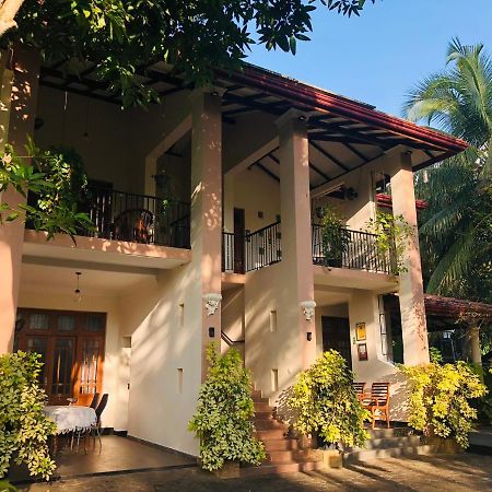Bed and Breakfast West Dene Негомбо Экстерьер фото