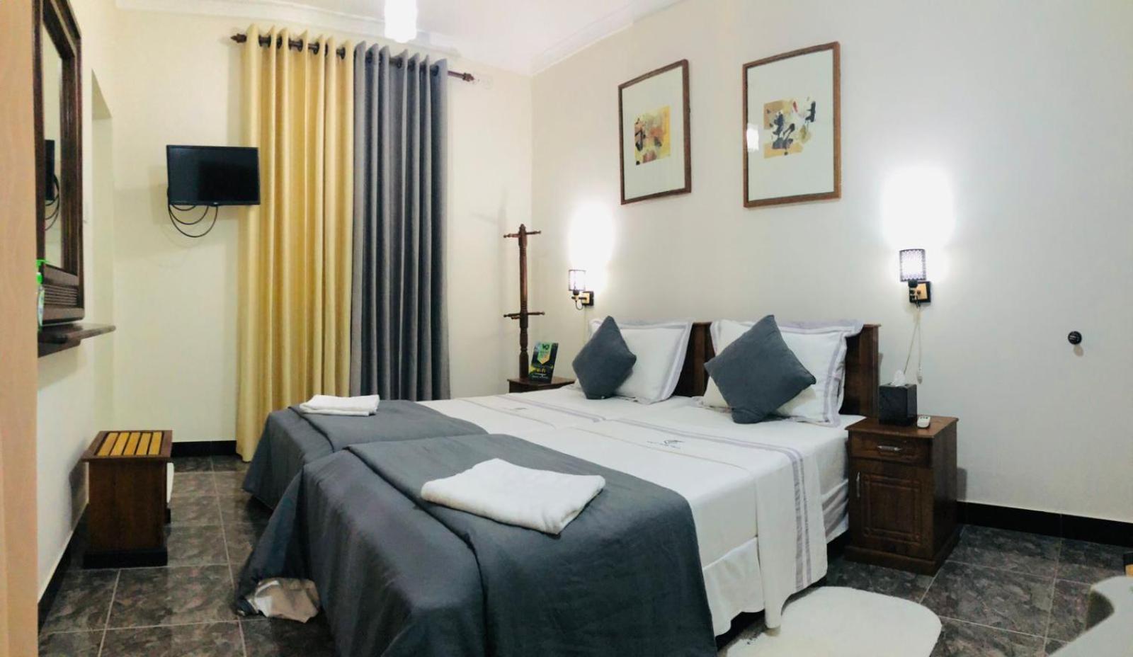 Bed and Breakfast West Dene Негомбо Экстерьер фото