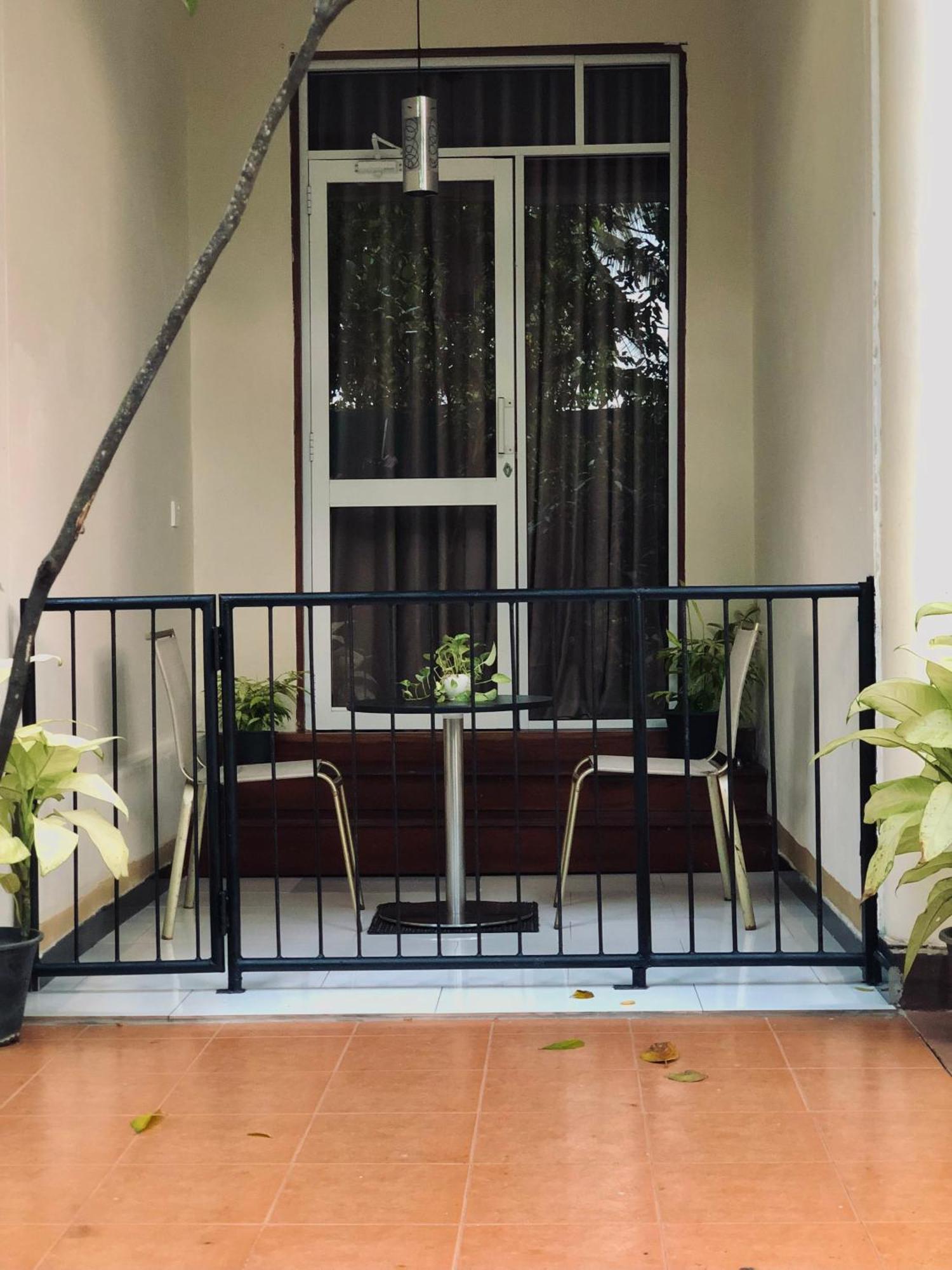 Bed and Breakfast West Dene Негомбо Экстерьер фото