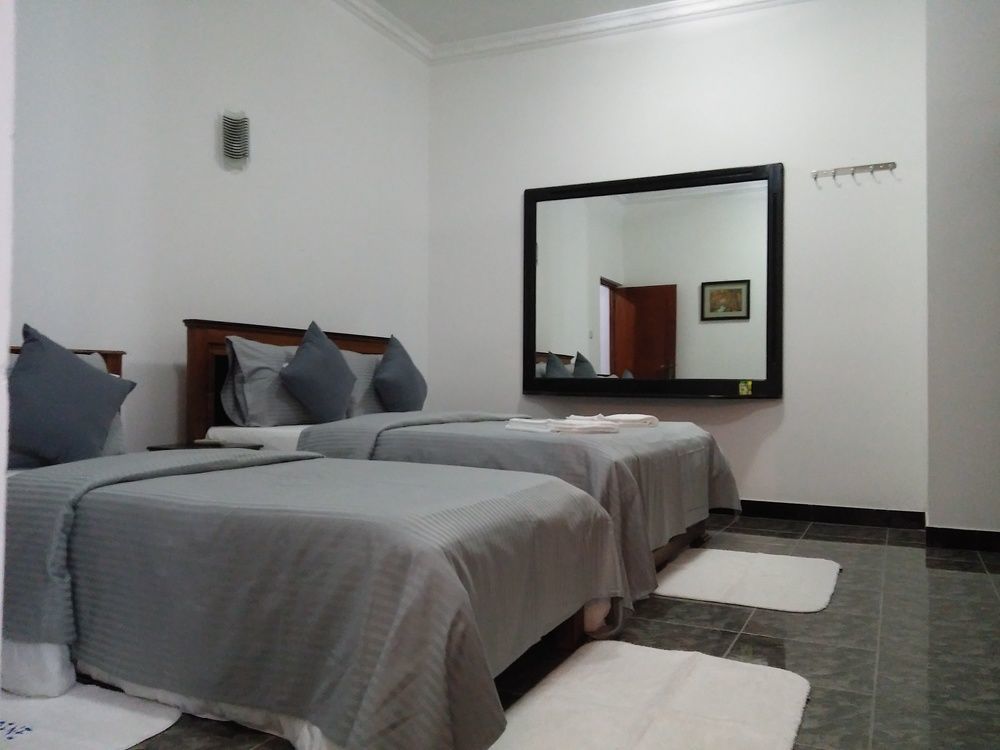 Bed and Breakfast West Dene Негомбо Экстерьер фото