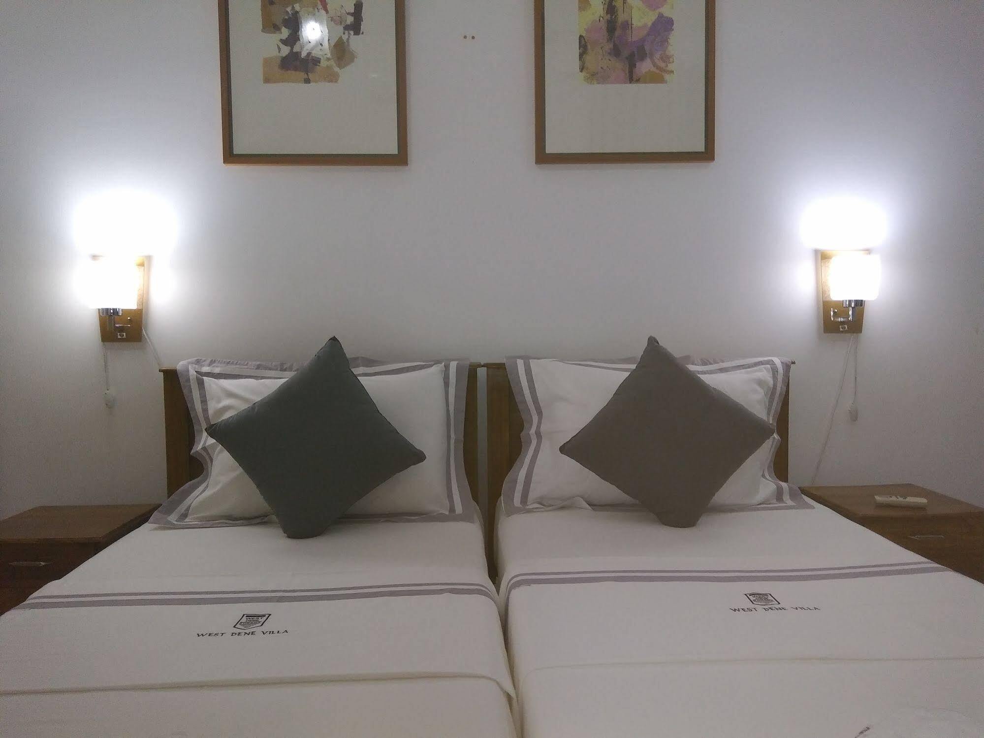 Bed and Breakfast West Dene Негомбо Экстерьер фото