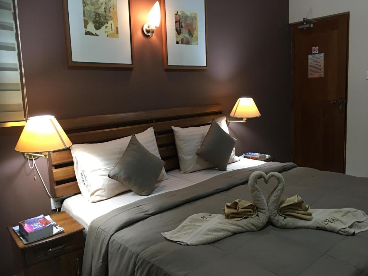 Bed and Breakfast West Dene Негомбо Экстерьер фото